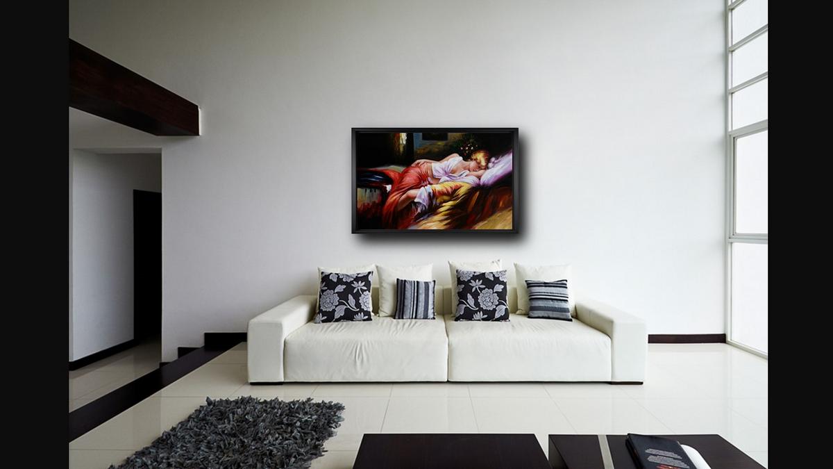 Handgemaltes Ölbild schlafende Schönheit auf Leinwand, Frau in Rot auf bunten Kissen, impressionistisch, mit schwarzem Rahmen – Beispiel im Raum
