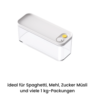 Die DATEMATE Vorratsdose KLAR Weiss mit Garzeit-Timer von BNB x VCN ist rechteckig, transparent, luftdicht mit weißem Deckel und gelb-grauen Knöpfen. Ideal für viele 1 kg-Packungen, stapelbar & platzsparend im Schrank.