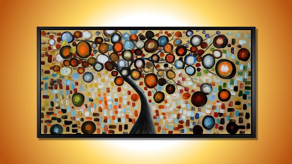 Handgemaltes Ölbild Lebensbaum mit bunten Kreisen auf Leinwand, Mosaik in warmen Erdtönen, mit schwarzem Rahmen – Beispiel im Raum