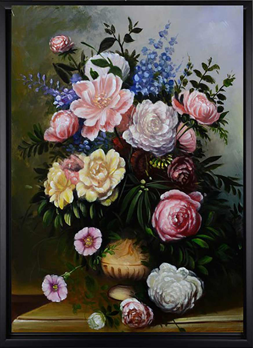 Handgemaltes Ölbild klassischer Rosenstrauss auf Leinwand, Rosen in Rosa und Weiss vor dunklem Hintergrund, mit schwarzem Rahmen