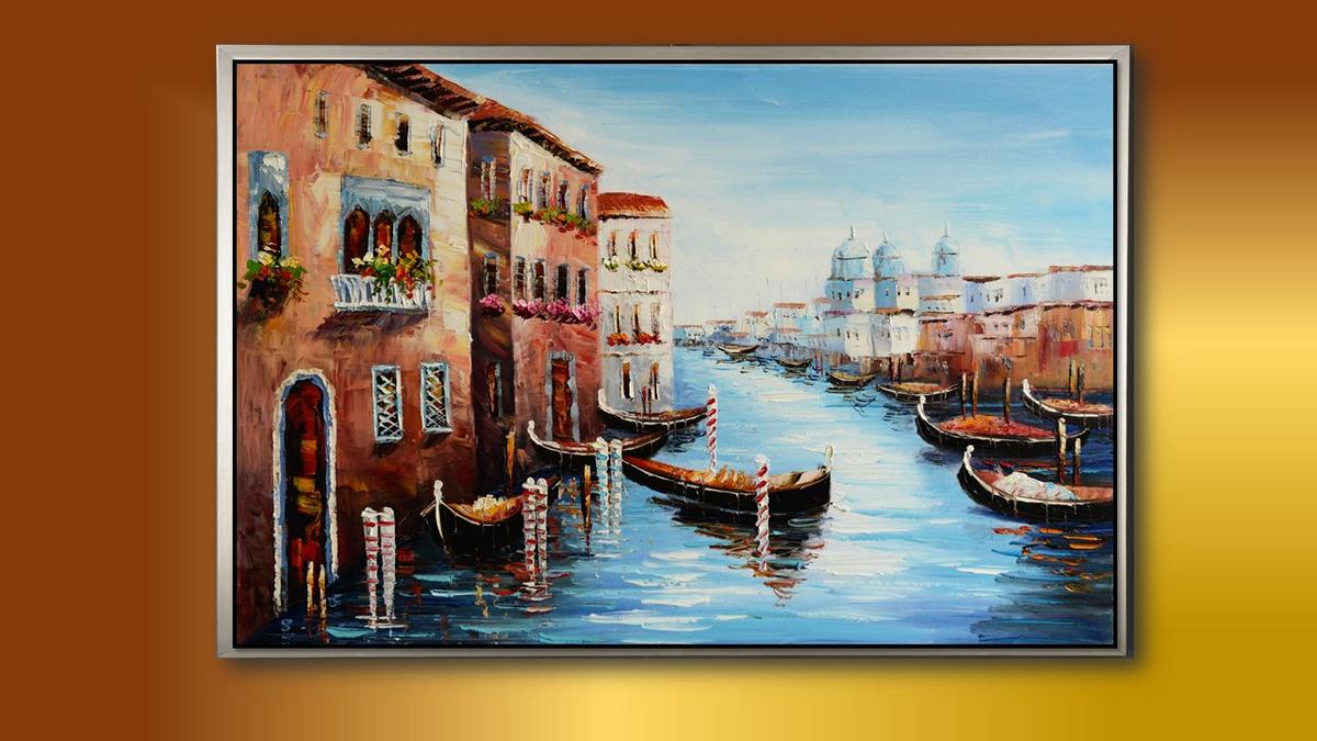 Handgemaltes Ölbild Venedig Canal Grande mit Gondeln auf Leinwand, Kuppeln und blaues Wasser, mit silbernem Rahmen – Beispiel im Raum