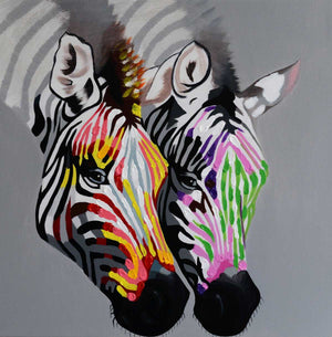 Handgemaltes Ölbild zwei Zebras auf Leinwand, bunte Pop-Art-Streifen mit Spachtelrelief auf Grau