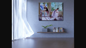 Handgemaltes Ölbild zwei Ballerinas beim Training auf Leinwand, helle Fenster, weisse Tutus, Lilatöne – Beispiel im Raum