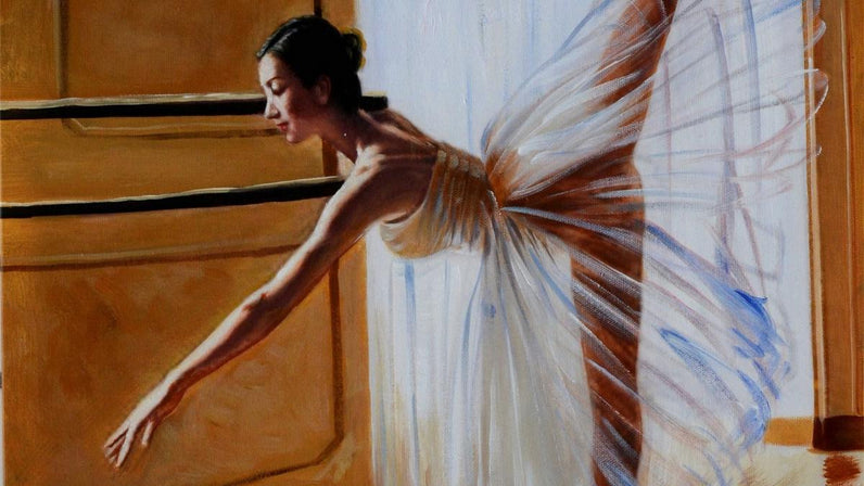 Handgemaltes Ölbild Ballerina am sonnigen Fenster auf Leinwand, warmes Licht, Honig- und Cremetöne – Detailansicht