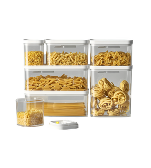 BNB x VCN DATEMATE Vorratsdose KLAR Weiss mit Garzeit-Timer in verschiedenen Größen ist luftdicht, stapelbar, und auf weißem Hintergrund mit Fusilli, Penne, Spaghetti, Farfalle und Nestpasta ordentlich befüllt arrangiert.