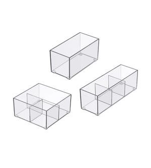 Drei klare, rechteckige SLIDE Schubladen Organizer KLAR - HOCH div. Grössen von BNB x VCN sind auf weissem Hintergrund abgebildet. Sie sind unterschiedlich gestaltet und eignen sich ideal für eine effiziente, stapelbare Schubladenorganisation.